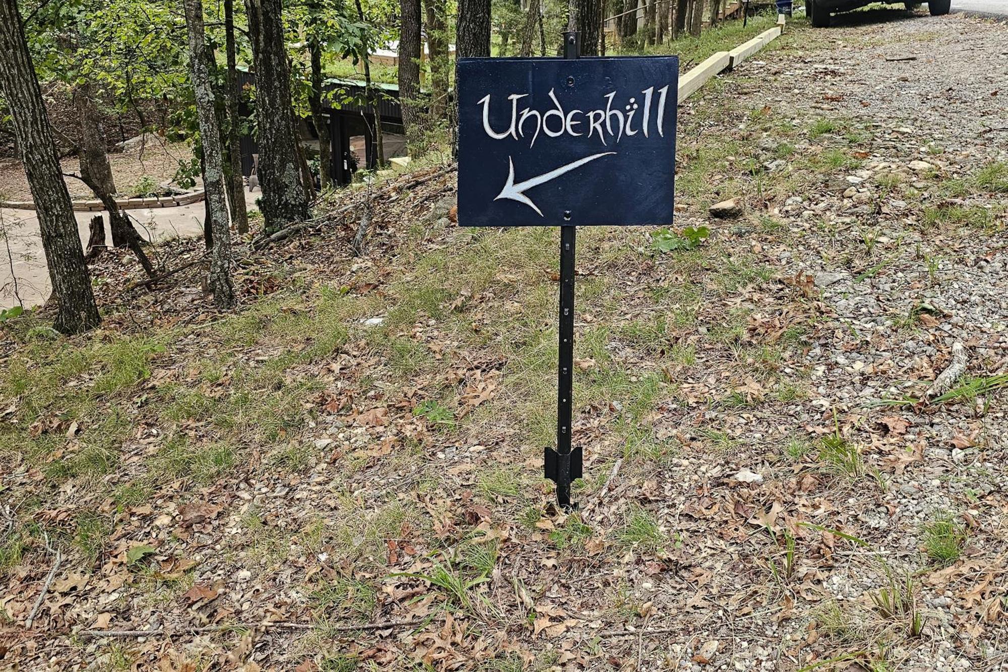 Underhill A Modern Hobbit Hole Villa Garfield Exterior photo
